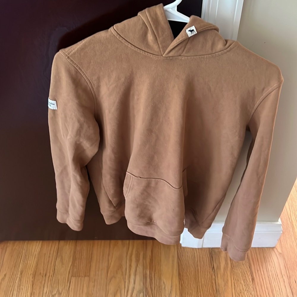 Beige Abercrombie hoodie